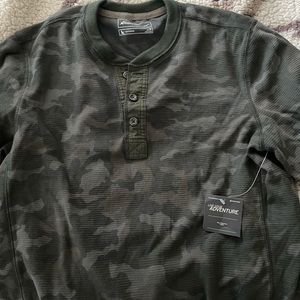 Eddie Bauer Henley NWT